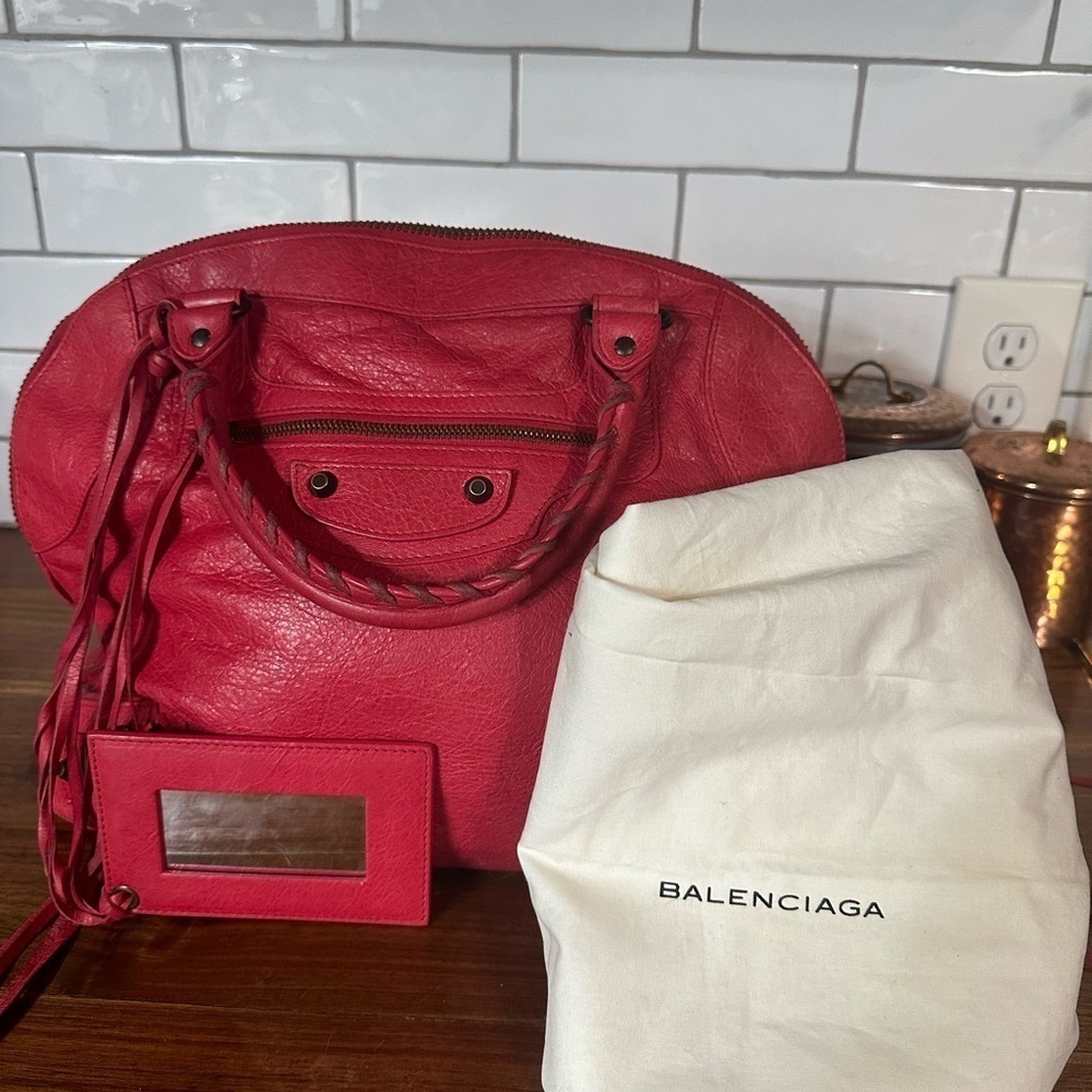 Balenciaga red city bowling bag. Leather. With dust bag and mirror. Large - Picture 8 of 13